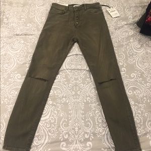Zara High Waist Stretch Pants w/ cut knees - Sz 6
